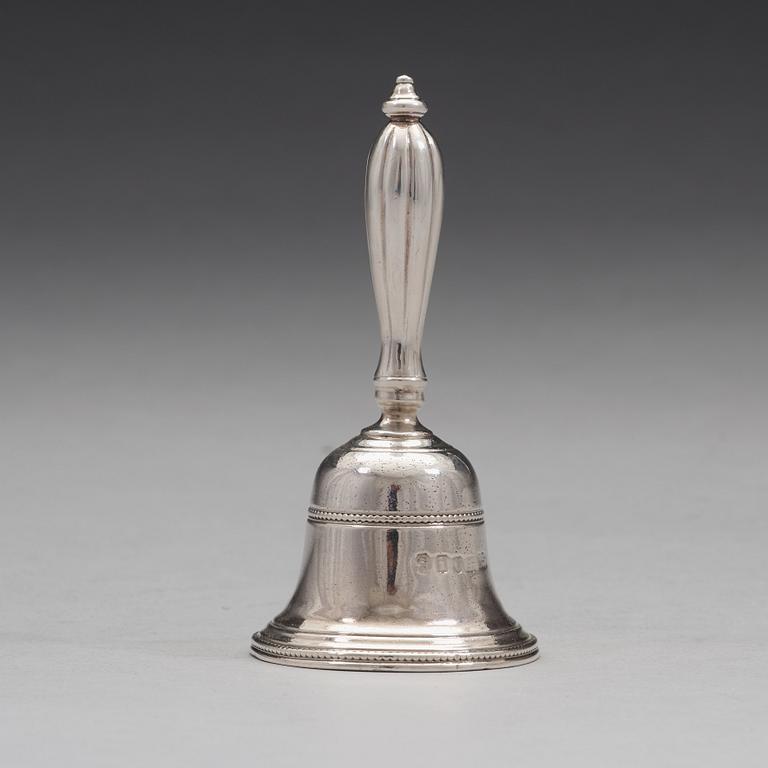 T Phipps & E Robinsson, pingla, silver, London 1784.