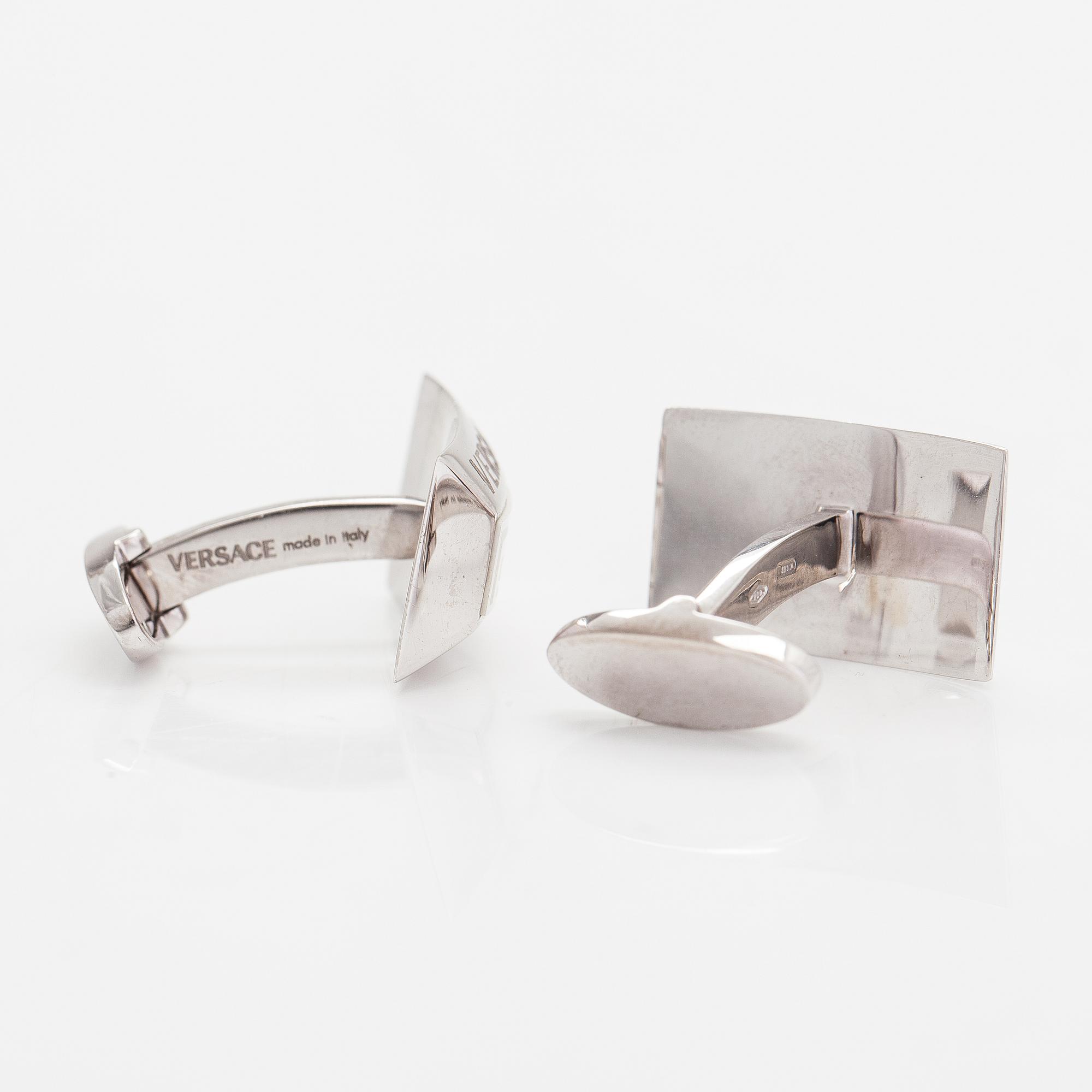 Versace A pair of 18K white gold cufflinks with cubic zirkonia. Marked Versace Made in Italy. Bukowskis