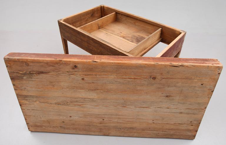 BAKBORD, allmoge, 1800-talets första hälft.
