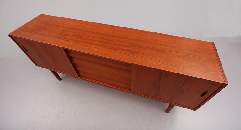 SIDEBOARD, "Trio", Nils Jonsson, Troeds, 1950-/60-tal.