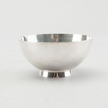 A Swedish 20th century silver suger bowl mark of W Nilsson Lund 1948 weight ca 71 gr.