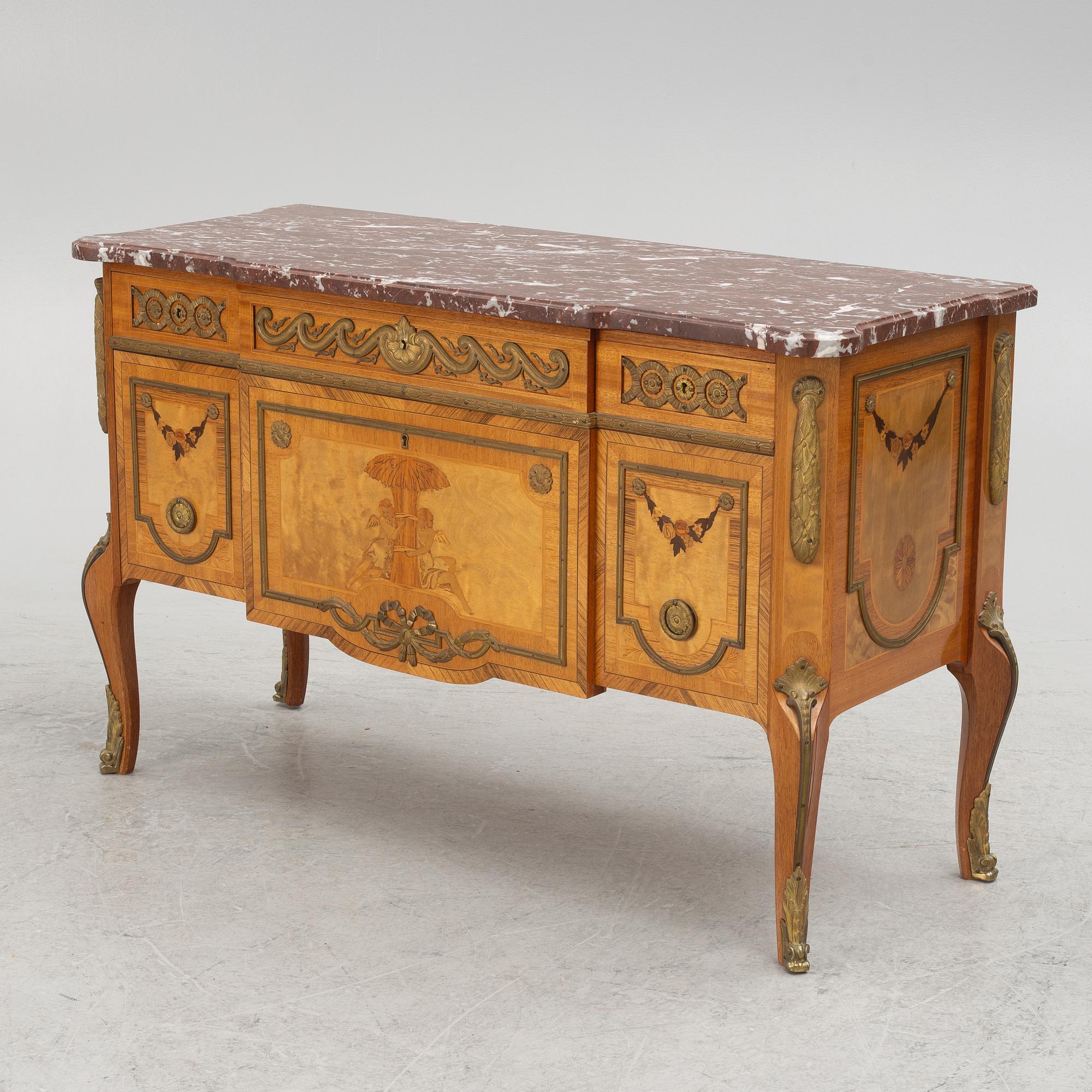 A Gustavian style chest of drawers, mid-20th Century.