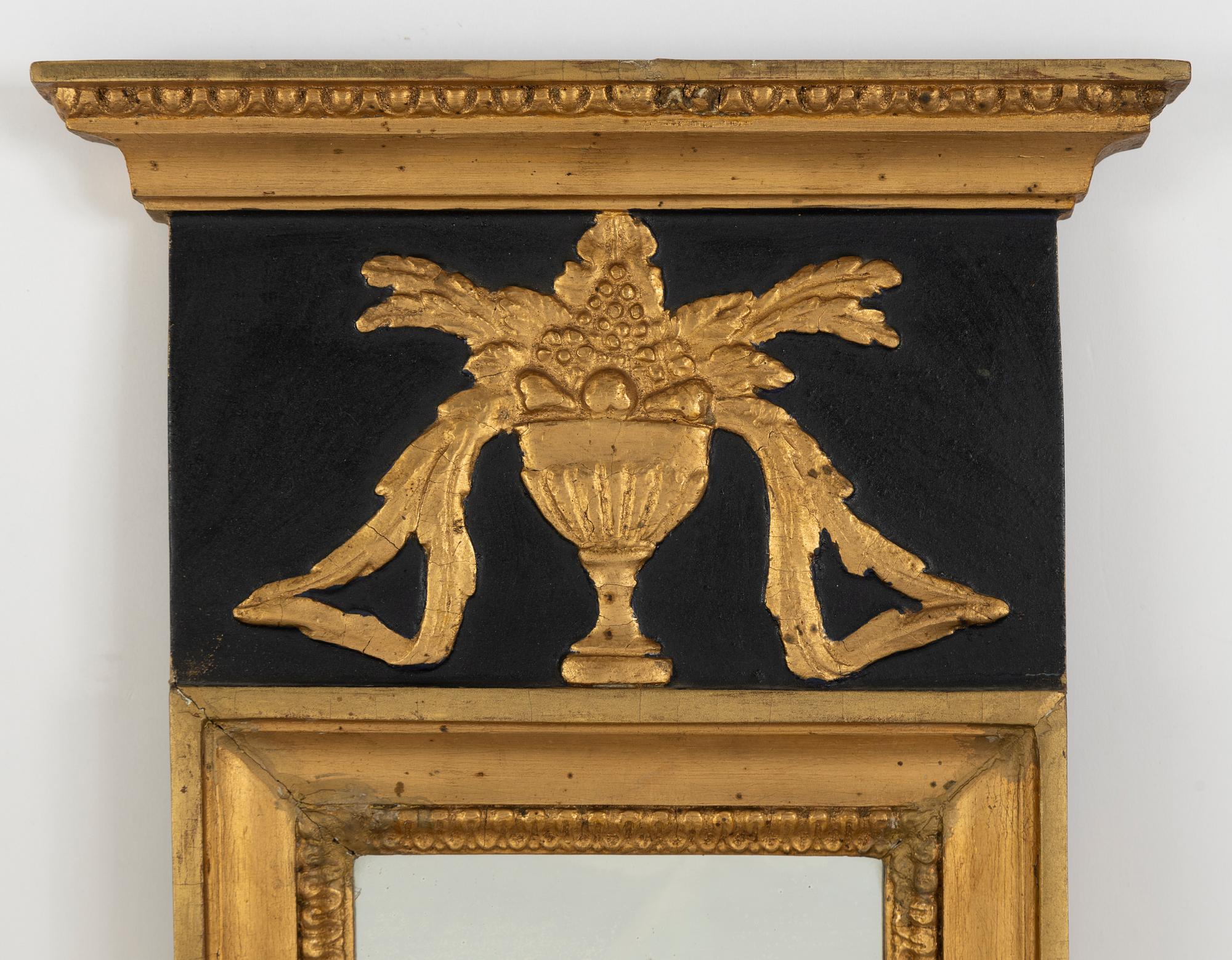 Speglar, två stycken, Empire, 1800-talets första hälft.