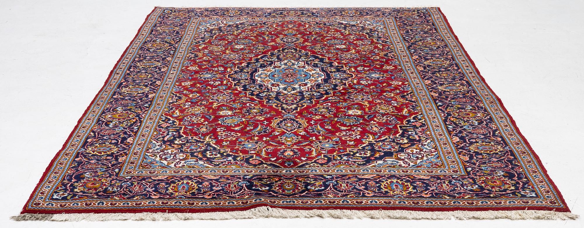 Carpet, Keshan, approx. 318 x 200 cm.