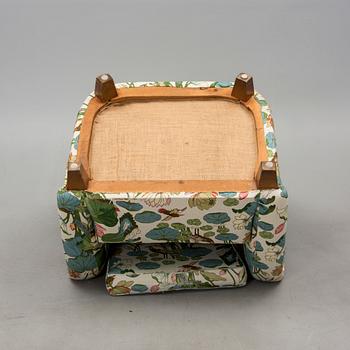 FÅTÖLJ, 1900-talets mitt.