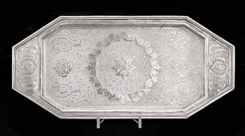 BRICKA, silver, trol Egypten, 1900-tal. Vikt ca 420 gram.