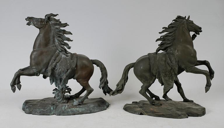 SKULPTURER, 1 par, patinerad brons, 1800-/1900-tal, bla efter Charles Crozatier.