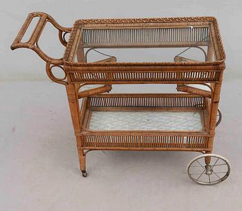 SERVERINGSVAGN, 1900-talets första hälft.