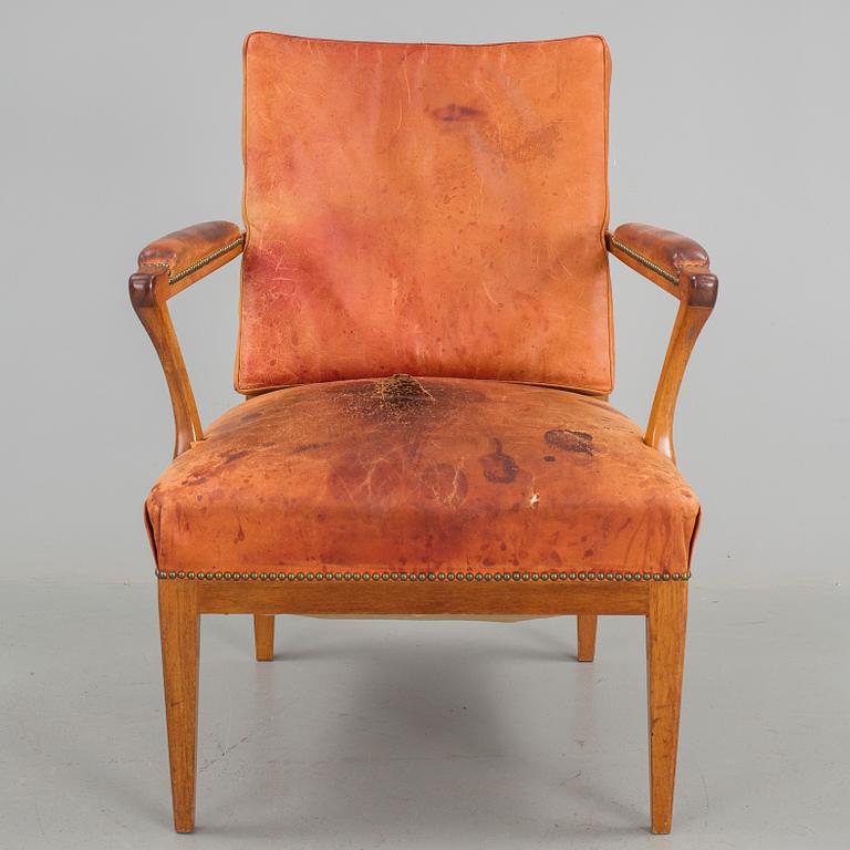 KARMSTOL, modell 868, Josef Frank, Firma Svenskt Tenn.