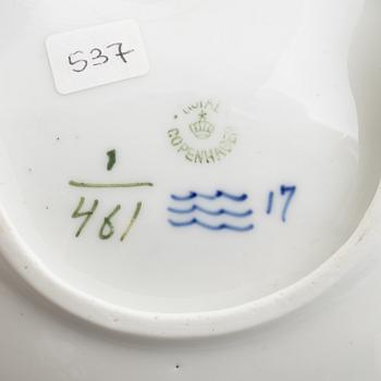 A 'Blue Fluted Plain'/'Musselmalet' porcelain cabaret, Royal Copenhagen, model 461, 1898-1923.