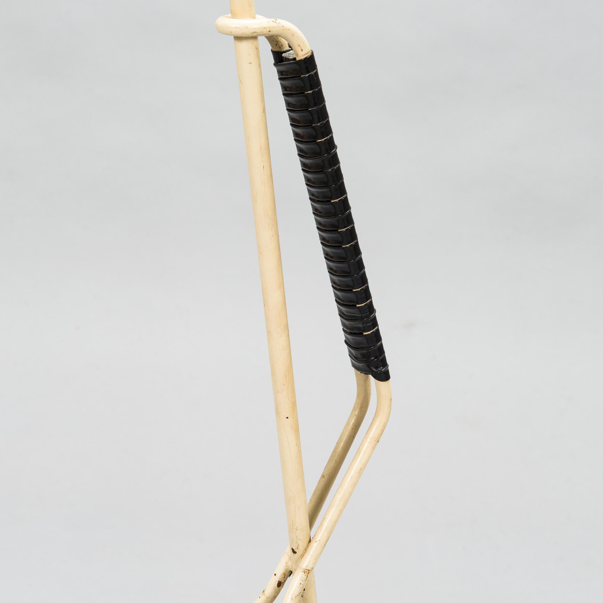 A 1950's '2021' floor lamp for Valinte.