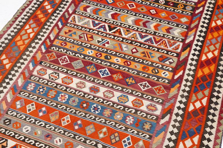 Matta, Kelim, ca 230 x 160 cm.