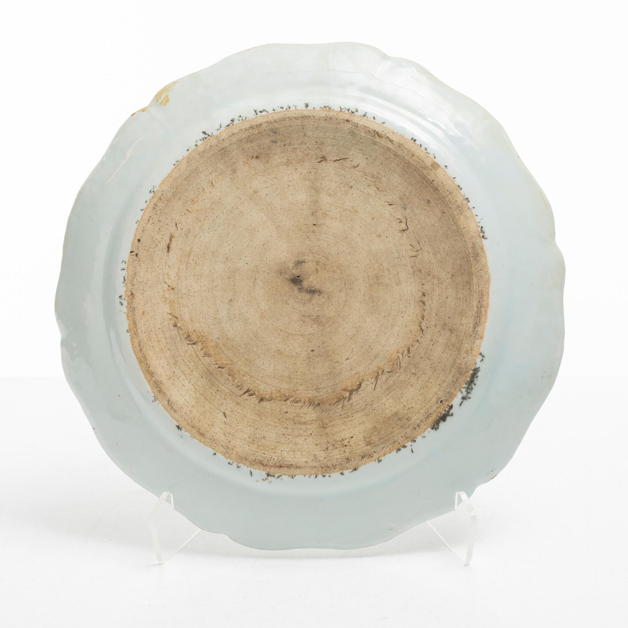 A Famille Rose porcelain dish, China, Qianlong (1736-95).