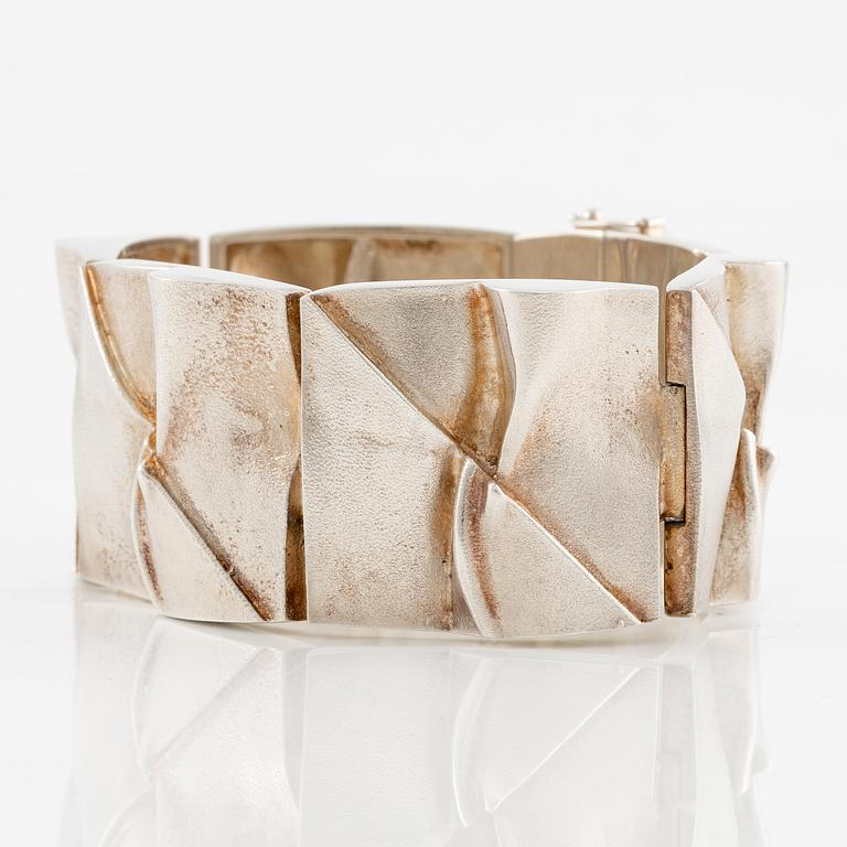 Björn Weckström, a bracelet, "Moon Bridge", silver. Lapponia, Helsinki 1971.