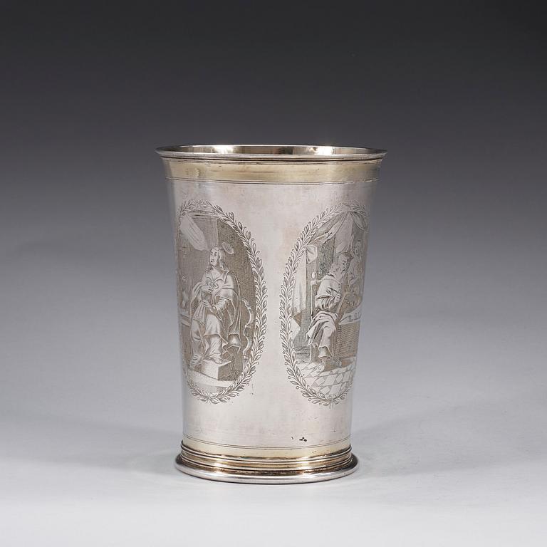 A German 17th century parcel-gilt beaker, marks of Harmen Lüders, Hamburg (1658-1677).