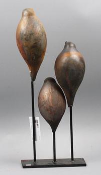 SKULPTUR, lergods, sign.