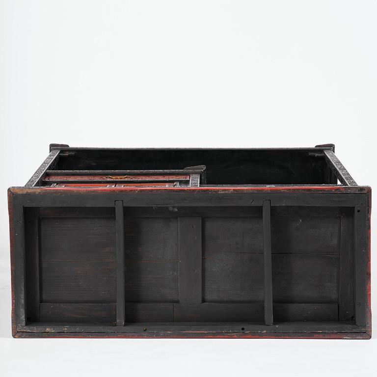 A lacquer display cabinet, late 19th century.