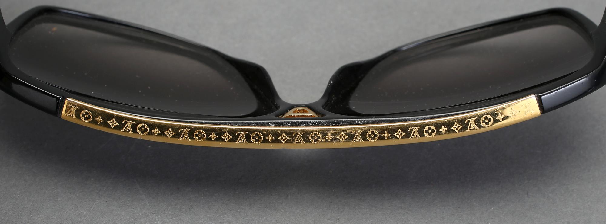 SOLGLASÖGON, "Evidence", Louis Vuitton.
