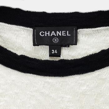 Chanel, tröja, storlek 34.