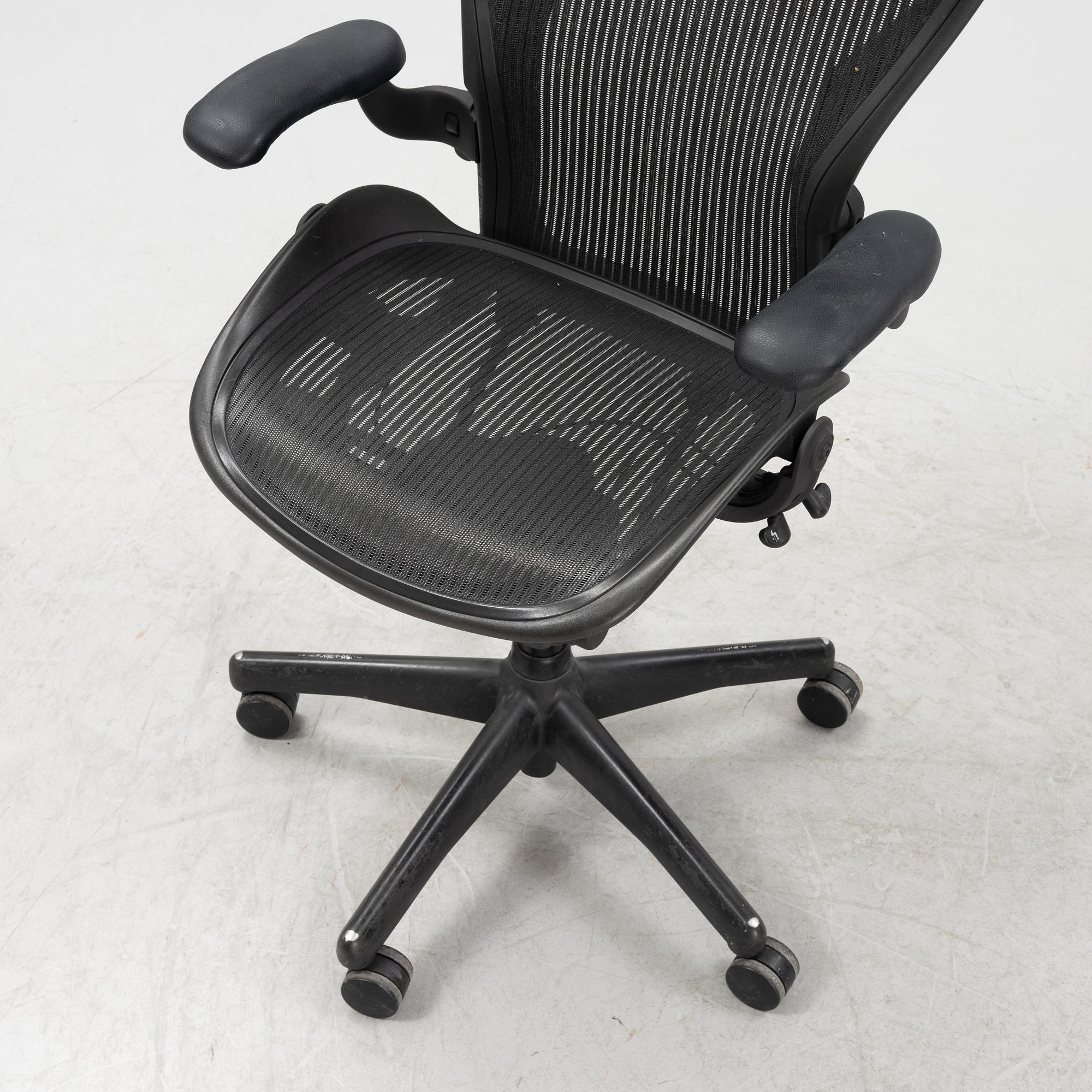 Don Chadwick/Bill Stump, skrivbordsstol, "Aeron", Herman Miller.