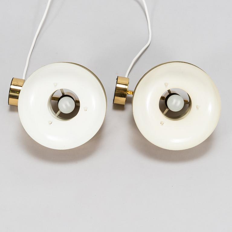 Hans-Agne Jakobsson, a pair of mid-20th century 'V361' wall lights for AB Markaryd.