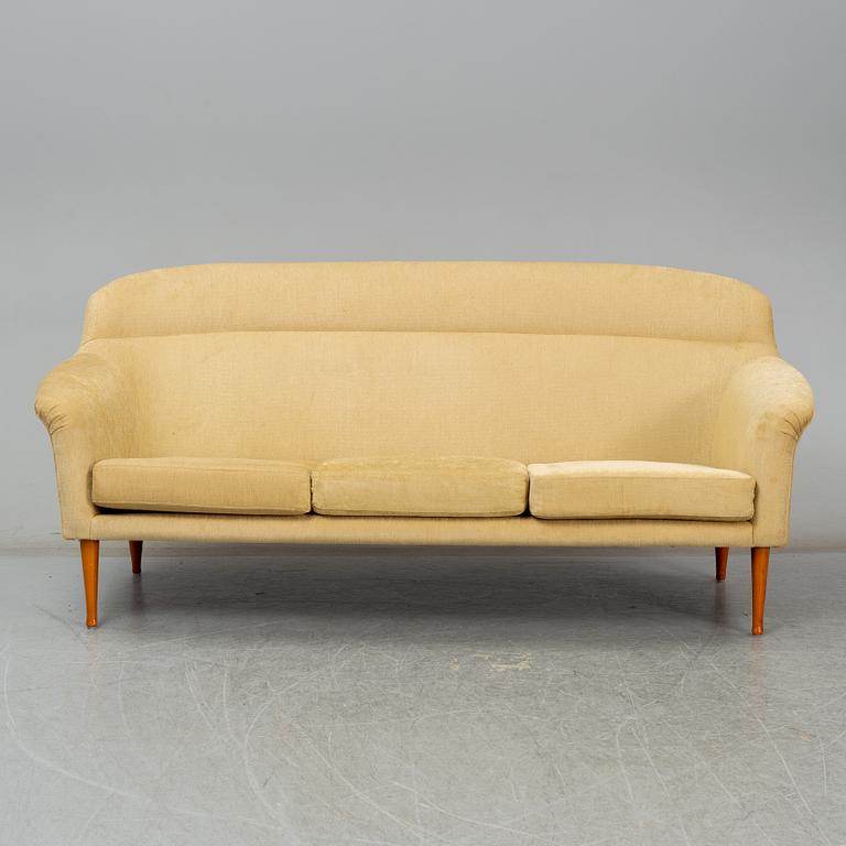 KERSTIN HÖRLIN-HOLMQUIST, a 'Triva' sofa from Nordiska Kompaniet, 1950's/60's.