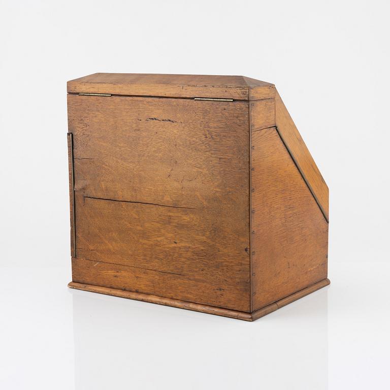 An oak box for documets and mail, early 20th century.