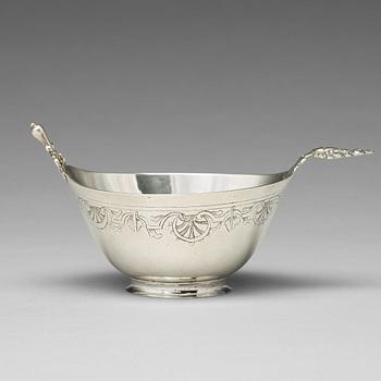 A Swedish 18th century silver brandy-bowl, mark of Daniel Poppelman, Gävle (1744-1764(1771)).