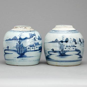 BOJANER, 2 st, porslin, Kina 1800-tal.