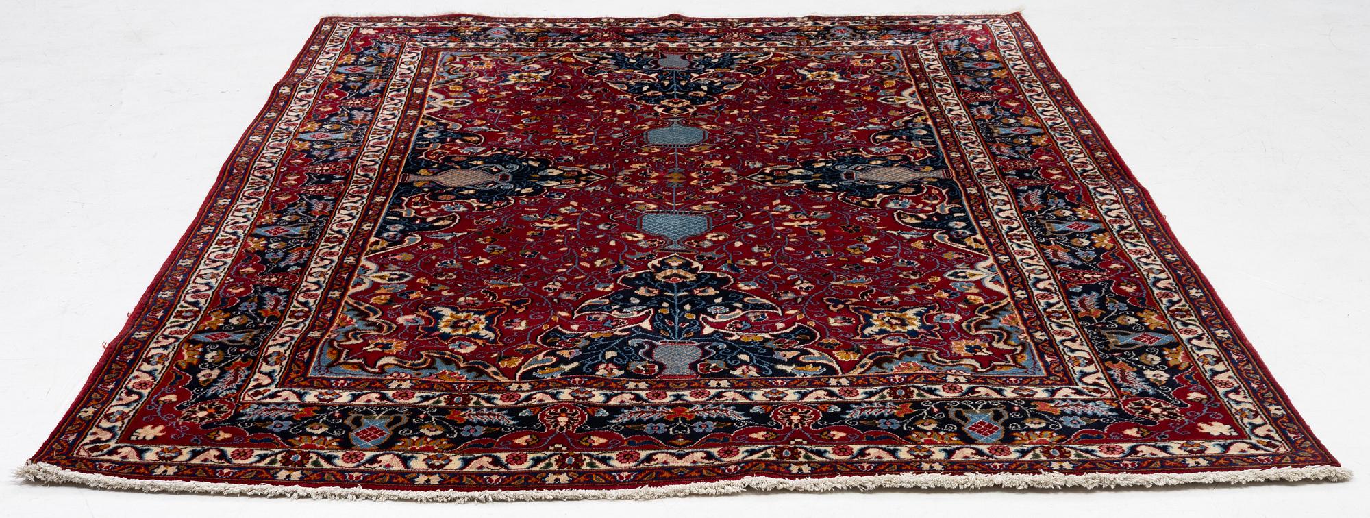Carpet, Old Mesh, approx. 295 x 204 cm.