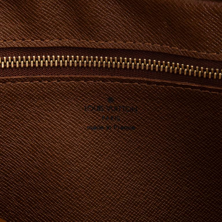 Louis Vuitton, a Monogram Canvas 'Trocadero 27' bag.