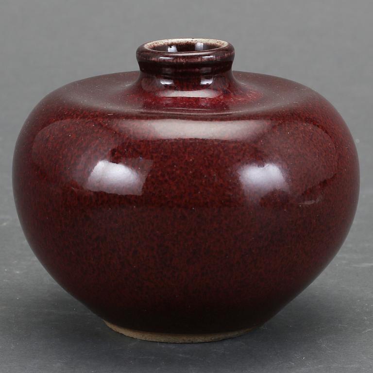 VAS, stengods, Kina, 1800/1900-tal.