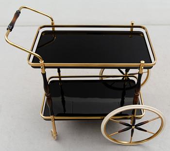 SERVERINGSVAGN, 1900-talets andra hälft.