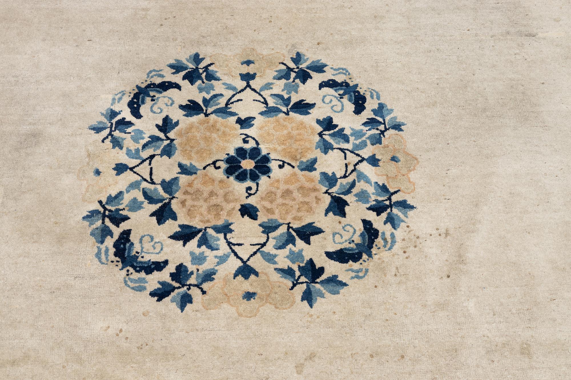 A carpet, an antique Beijing, China, ca 344 x 264 cm.