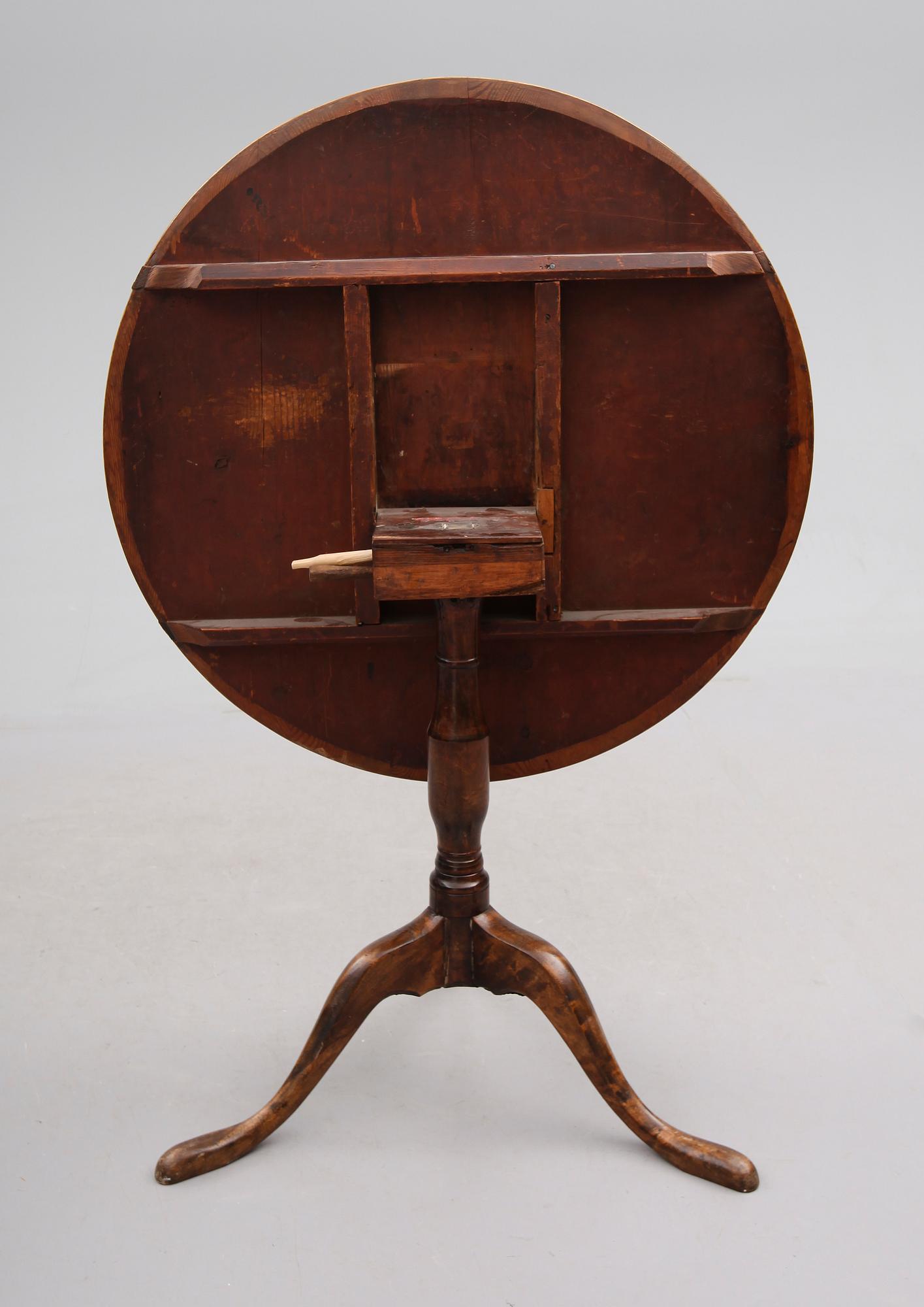 FÄLLBORD, Mälardalen, 1800-talets början.