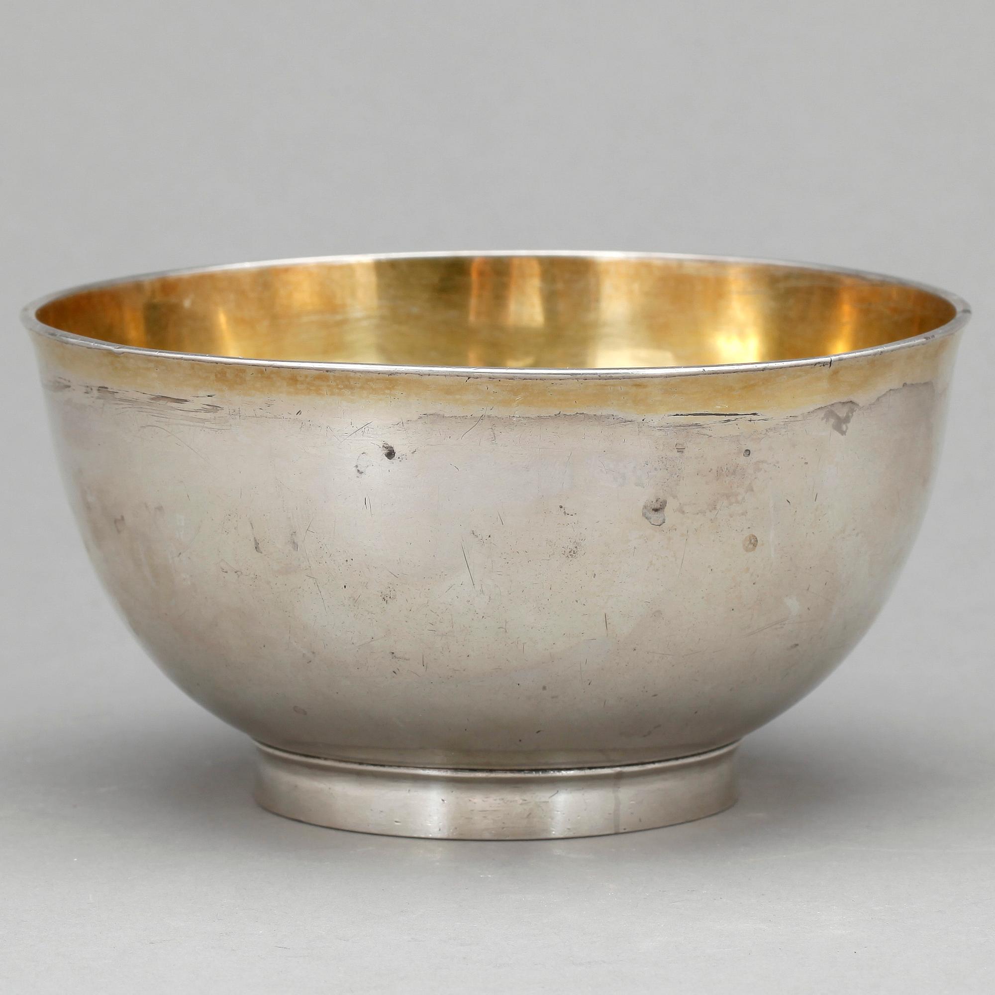 SKÅL, silver, Johan Malmstedt, Göteborg 1784. Vikt ca 278 gram.