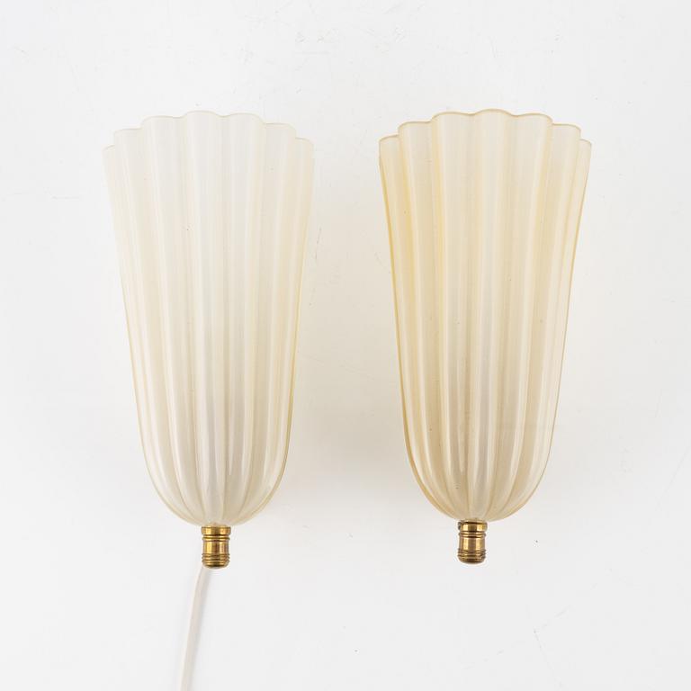 Wall lamps, a pair, 1940/50s.