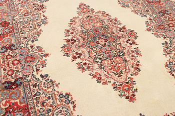 A Kerman carpet, c. 270 x 187 cm.