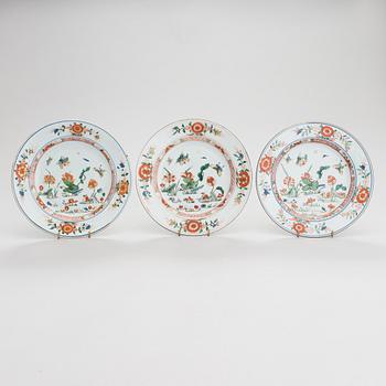 Lautasia, 6 kpl, posliinia, Kiina 1700-luku.