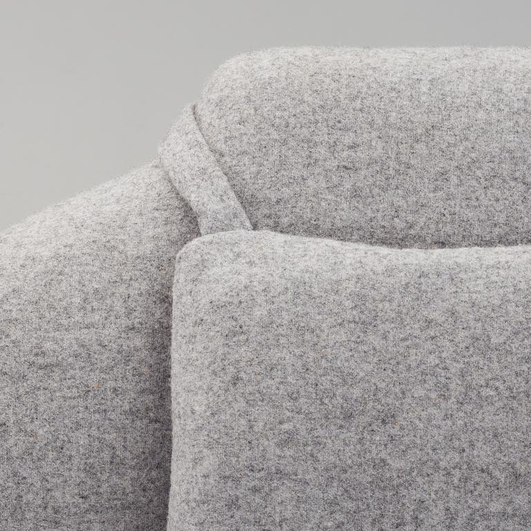 A 'Farmor' easy chair by Carl Malmsten, late 20th century.