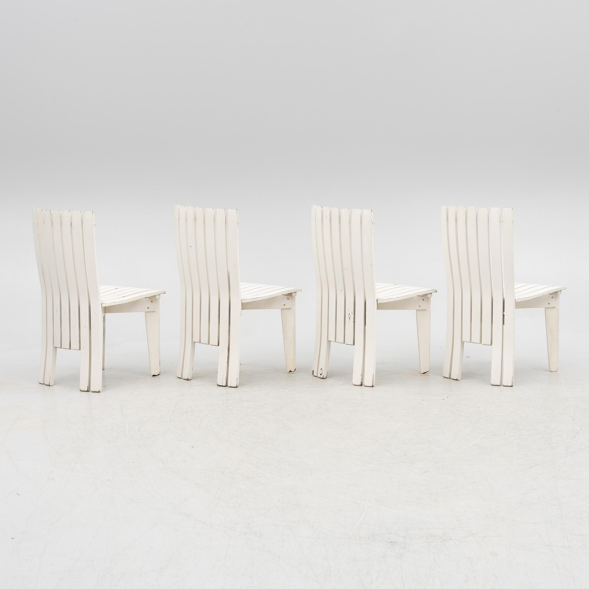 Alvar & Aino Aalto, an 'Aurino' garden furniture set with table and four chairs.