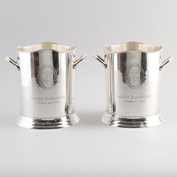 VINKYLARE, 1 par, försilvrad metall, märkta Louis Roederer, 2000-tal.