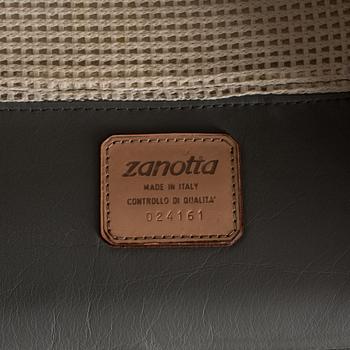 FÅTÖLJER, ett par, "Onda", Zanotta, 1900-talets senare del.