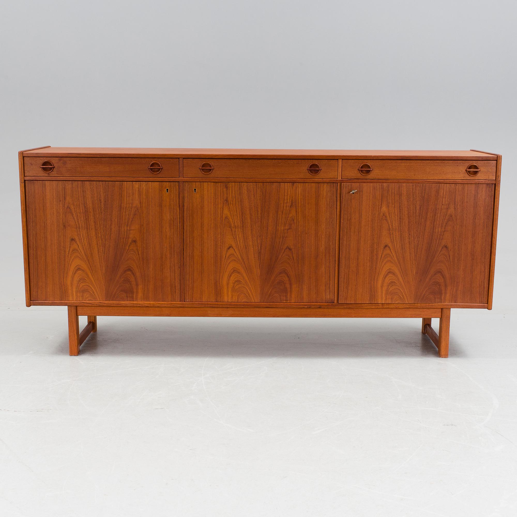 SIDEBOARD, teak, 1900-talets tredje kvartal.