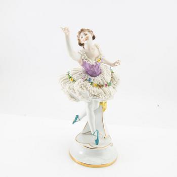 Figure Rudolstadt-Volkstedt first half of the 20th century porcelain.