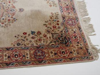 MATTA, Orientalisk, ca 245 x 141.