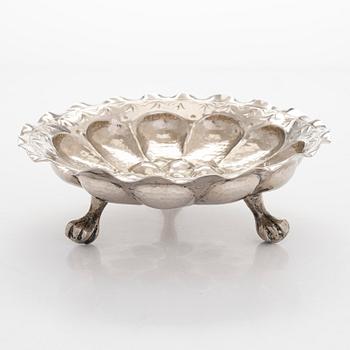 Skål, silver, 1900-tal. Stämplad P. Colonial med Native American märke.