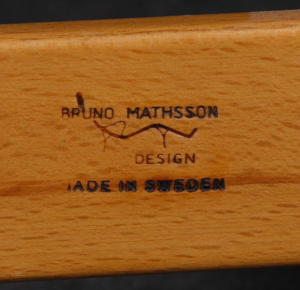 KARMSTOL, "Eva", Bruno Mathsson, Firma Karl Mathsson Värnamo. Brännmärkt.