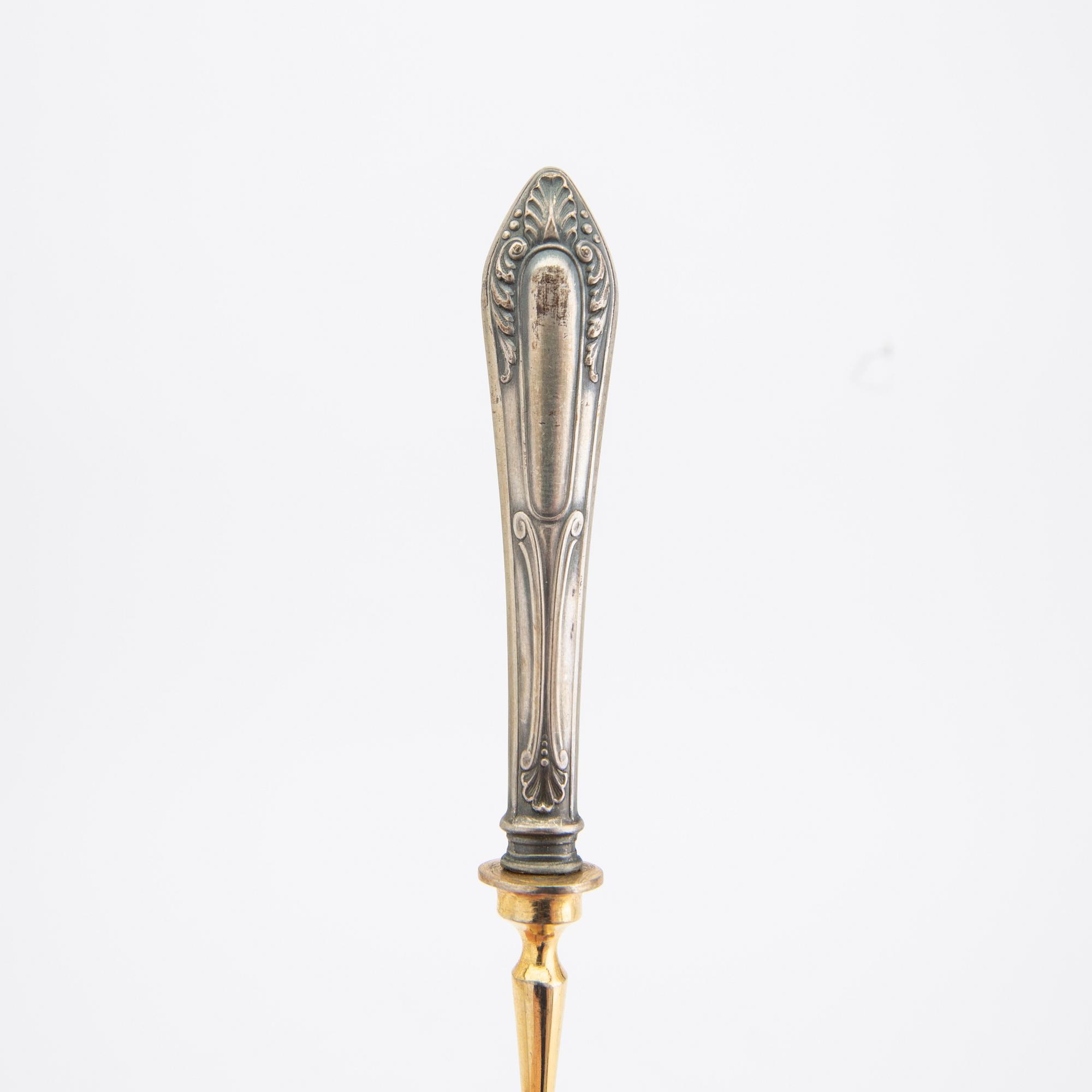 A 4 pcs silver travel cutlery around 1900, weight 112 grams.