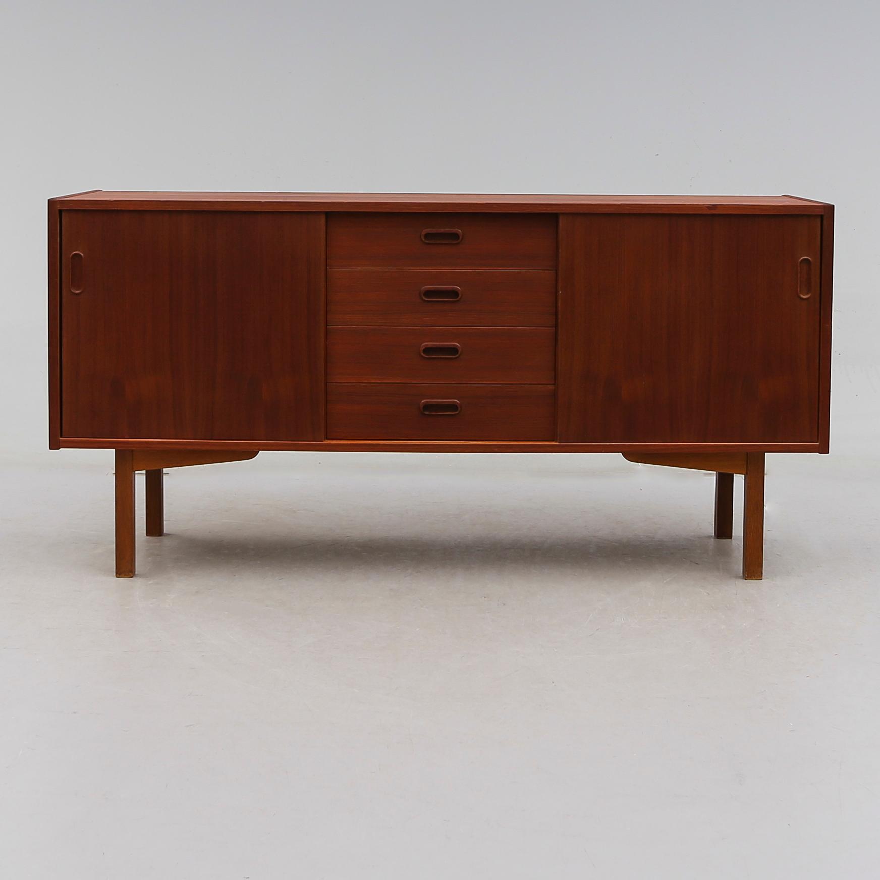 SIDEBOARD, 1900-talets andra hälft.